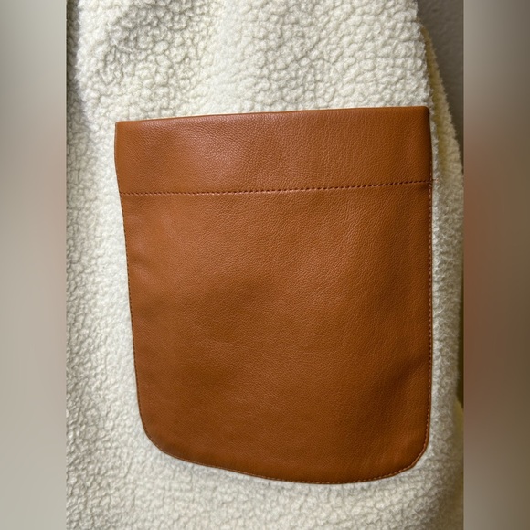 STAUD Black and Cream 100% Linen Fleece Luxury Shorts Sz S Like New - Picture 6 of 11